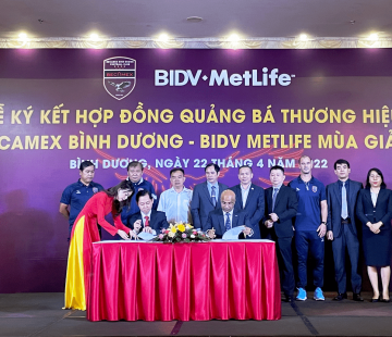 BIDV MetLife becomes the sponsor of the Becamex Binh Duong football team
