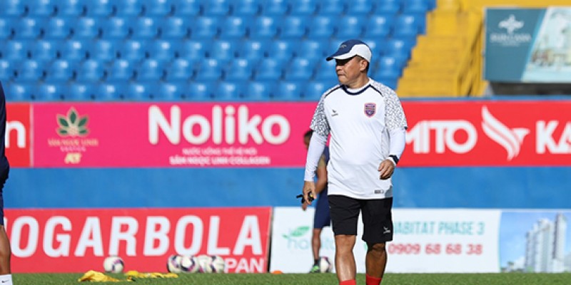 Luu Dinh Tuan became new Coach of the Becamex Binh Duong Club
